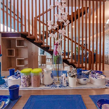 The Cloverleaf Super Luxury Villa Goa With Private Pool, North Goa 坎多林 外观 照片